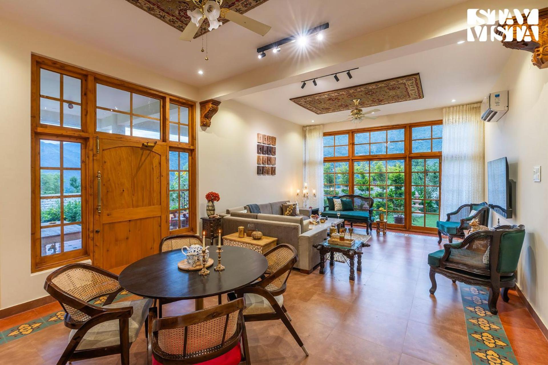 Stayvista At The Oakridge 4 Bhk Villa In Dharamshala With Jacuzzi & Balcony Chamba (Himachal Pradesh) Exterior foto