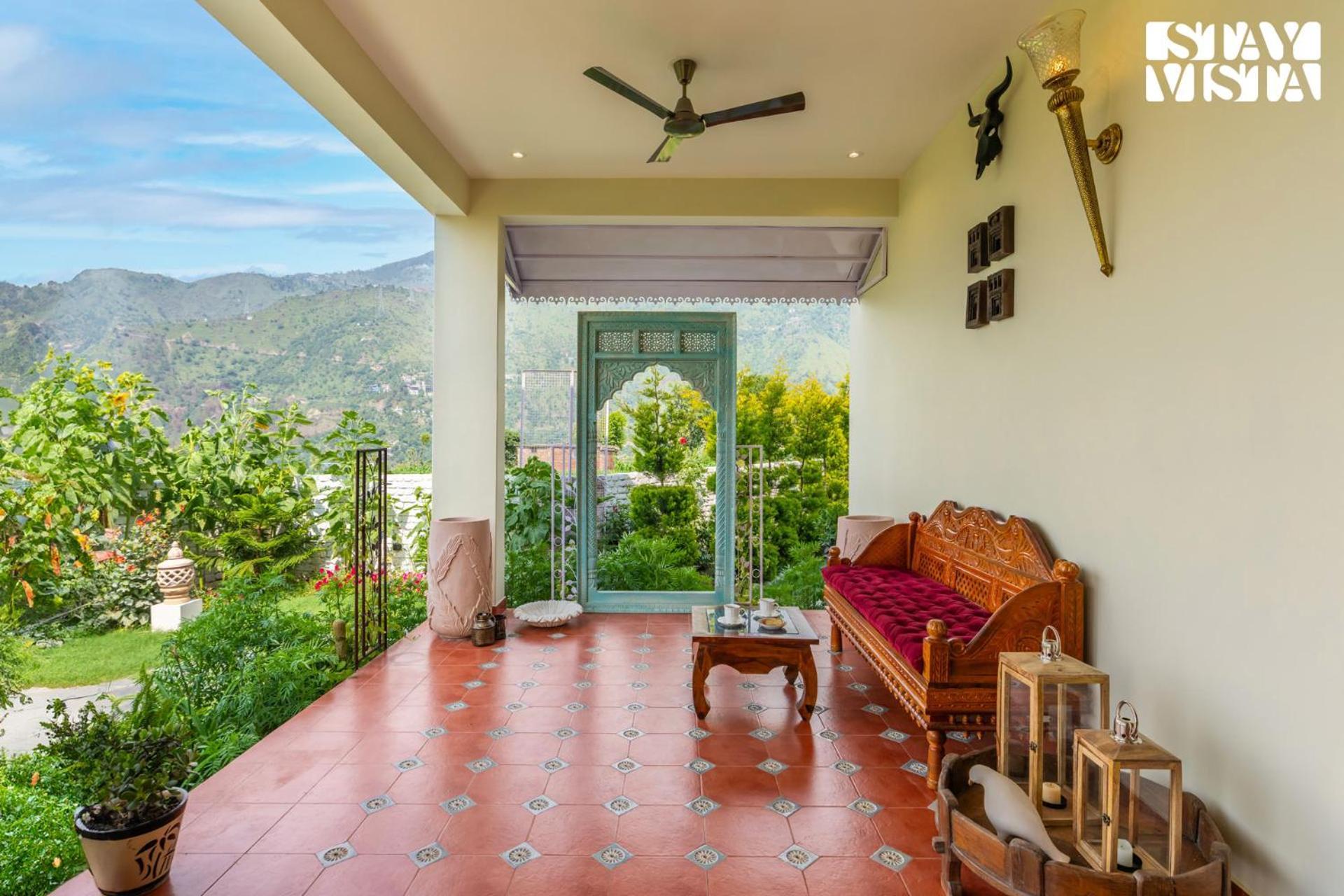 Stayvista At The Oakridge 4 Bhk Villa In Dharamshala With Jacuzzi & Balcony Chamba (Himachal Pradesh) Exterior foto